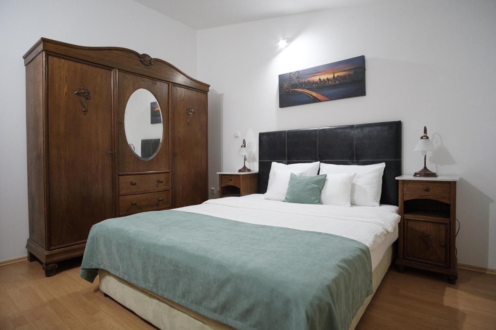 Hotel Freiburg Ulcinj Luaran gambar