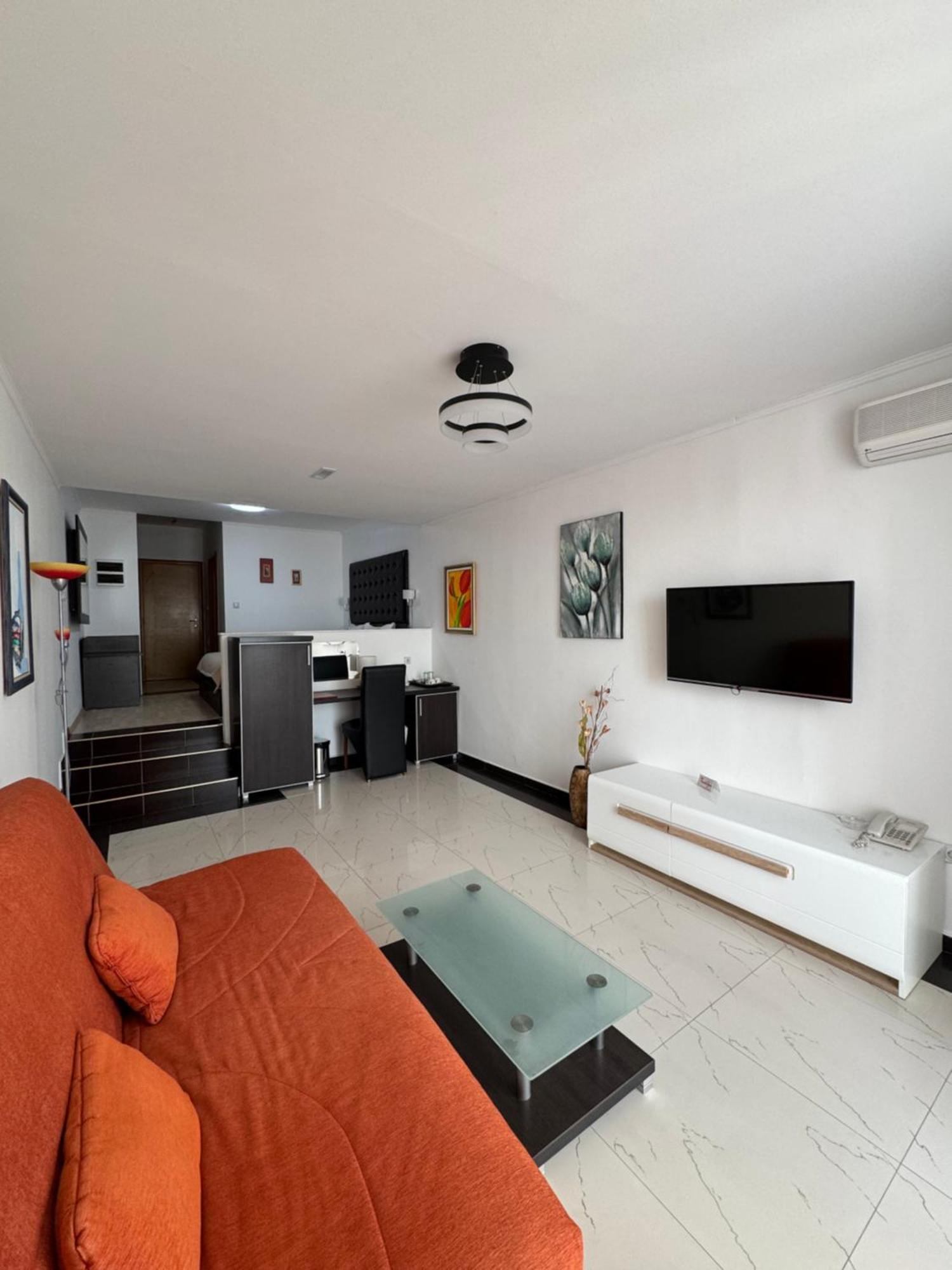 Hotel Freiburg Ulcinj Luaran gambar